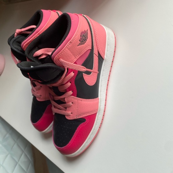 Jordan Shoes - Air jordan 1